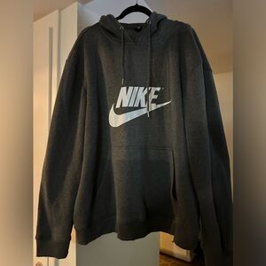 Brand new never worn Nike hoodie in grey